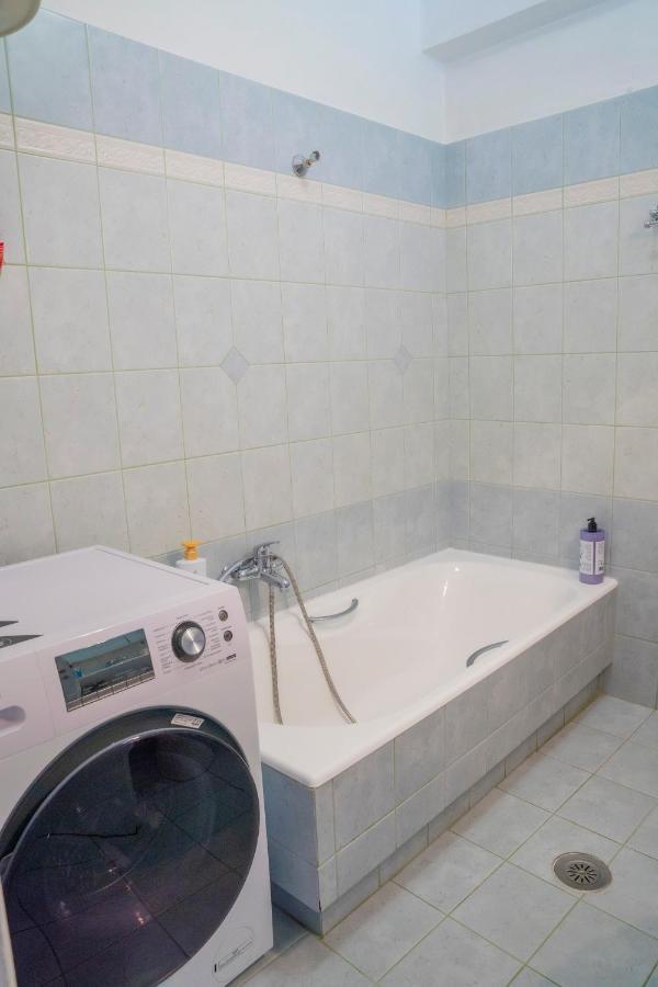 Secret Garden 76 Sq.M. Apartment Close To City Center 이오아니아 외부 사진