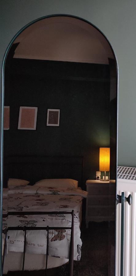 Secret Garden 76 Sq.M. Apartment Close To City Center 이오아니아 외부 사진